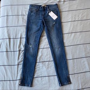 NWT Zara Distressed Denim Skinny Jeans
